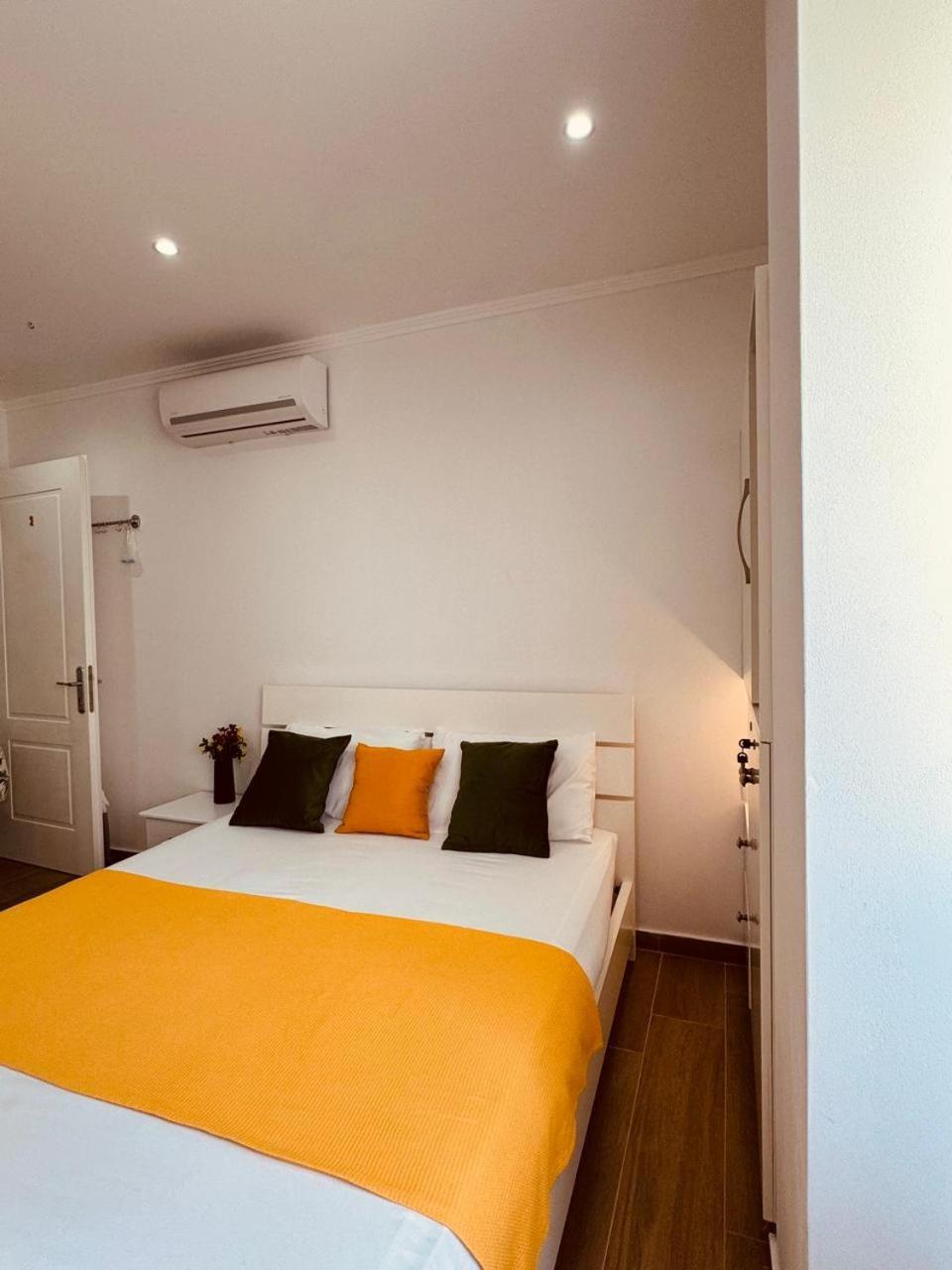 Orfeu Apartments Εξαμίλιο Εξωτερικό φωτογραφία